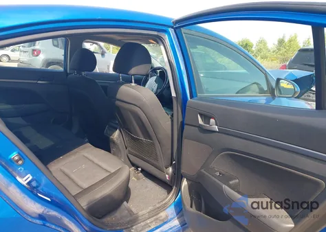 2017 Hyundai Elantra Se/Value/Limited z USA, uszkodzony, nr VIN KMHD84LF3HU274617